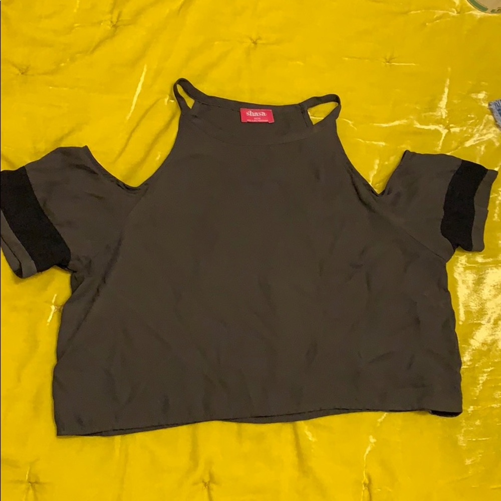 Crop top